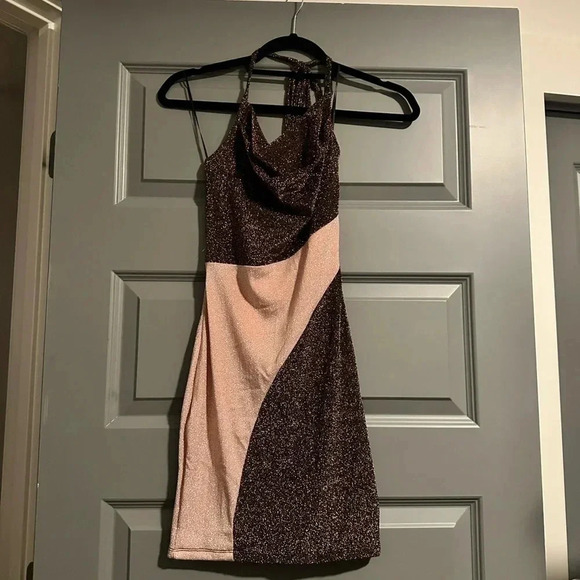 NAKED WARDROBE Color-block Cowl Neck
Mini Dress NWT XS - Picture 3 of 6